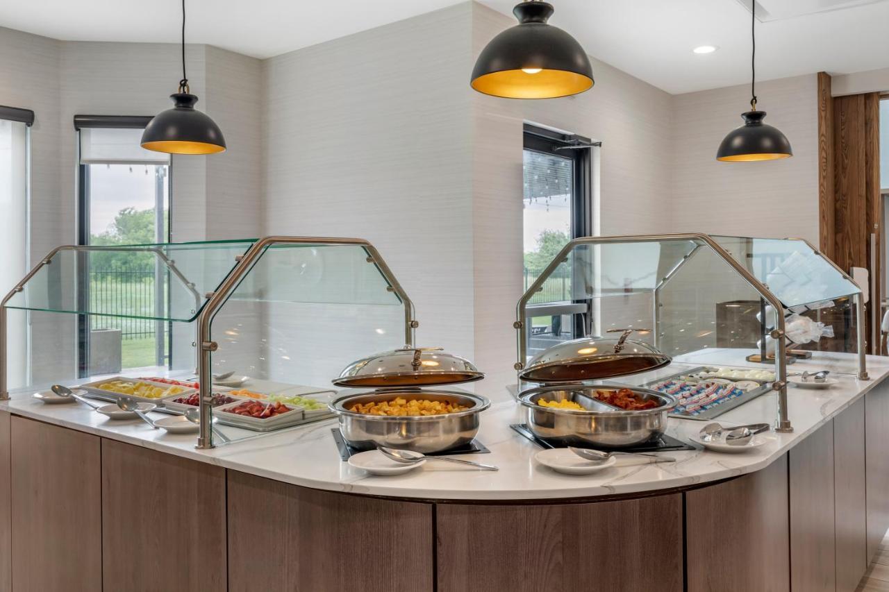 Staybridge Suites Grand Prairie Near Epic Central By Ihg Eksteriør bilde