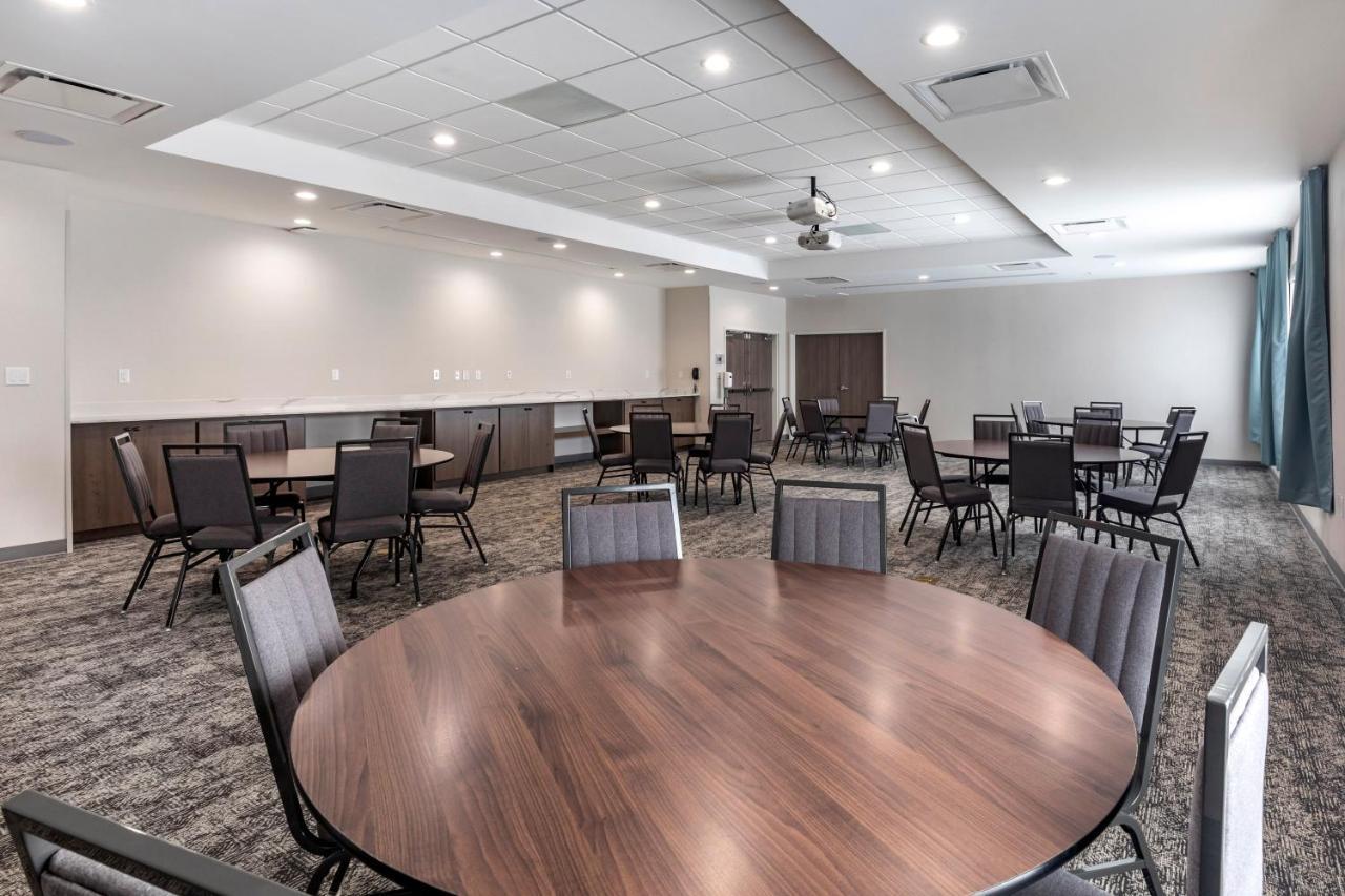 Staybridge Suites Grand Prairie Near Epic Central By Ihg Eksteriør bilde