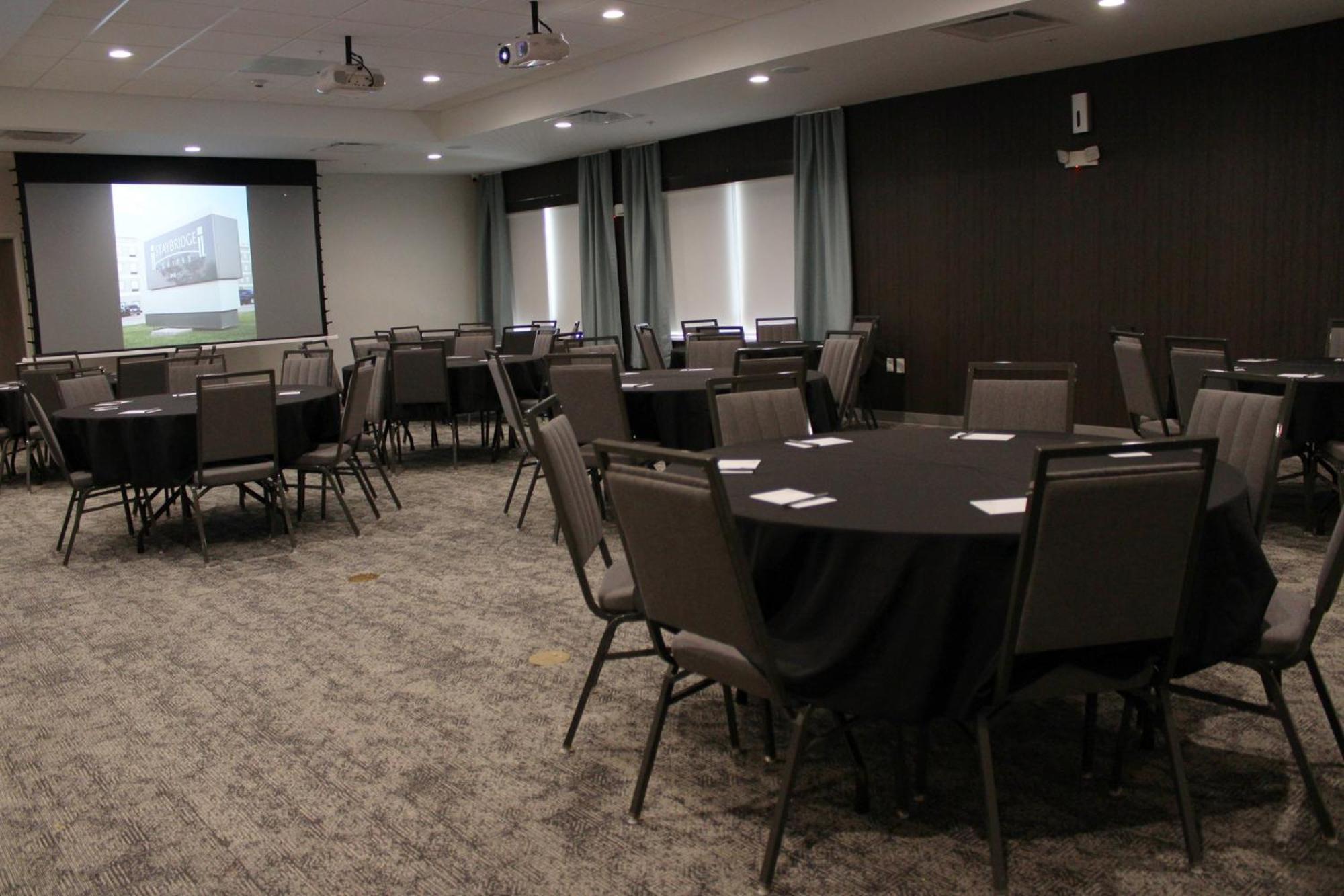 Staybridge Suites Grand Prairie Near Epic Central By Ihg Eksteriør bilde